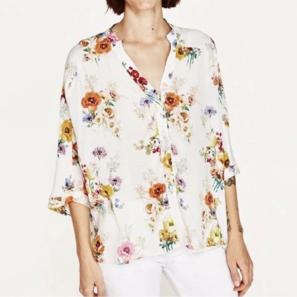 ⭐️ZARA Basic Dolman Short Sleeve Floral Button Front Blouse - Picture 1 of 6
